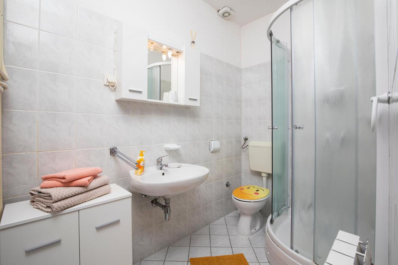 Sunny Apartment Valbandon Fažana エクステリア 写真