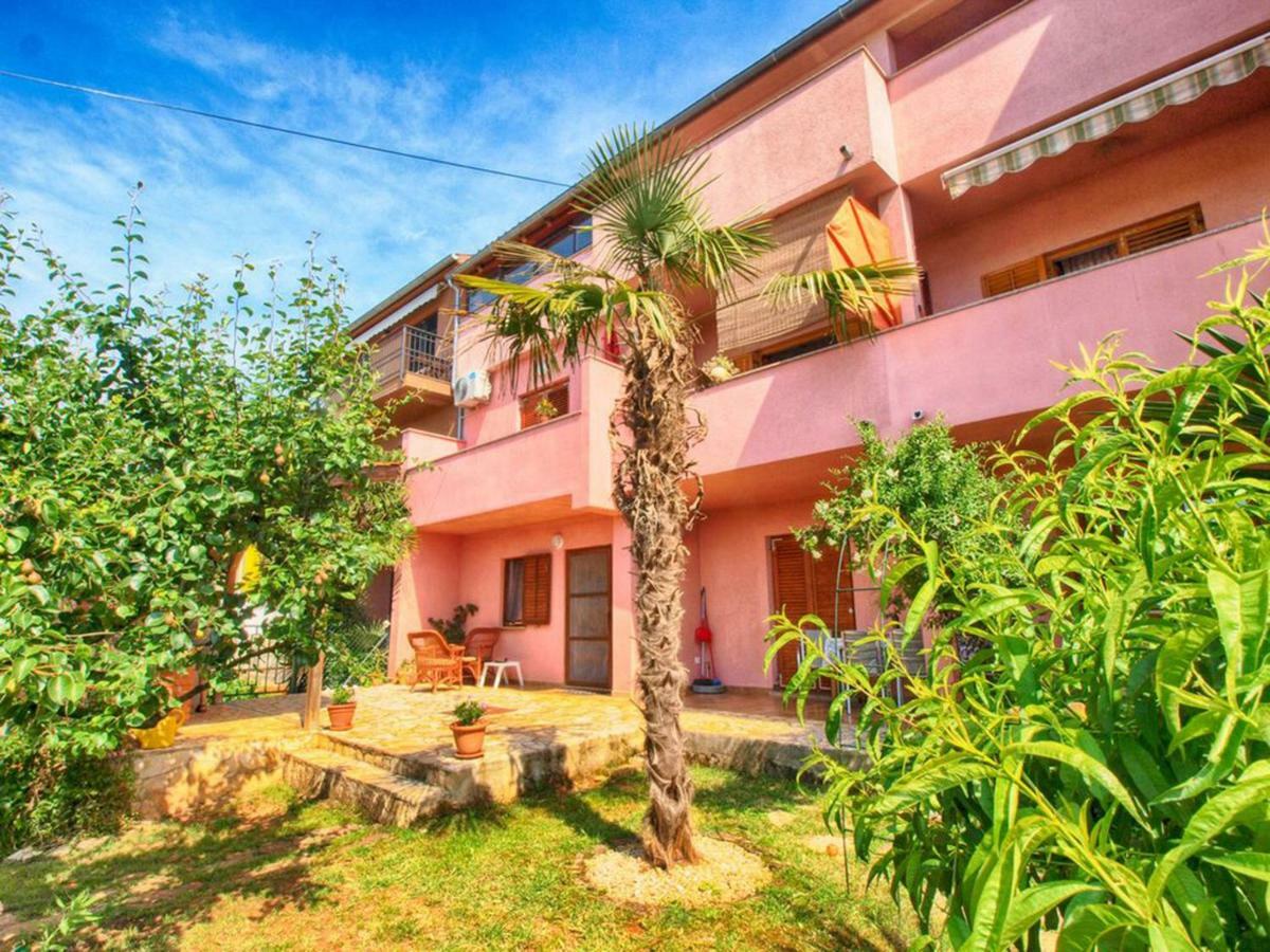 Sunny Apartment Valbandon Fažana エクステリア 写真